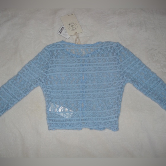 Urban Outfitters NWT lace top - Picture 2 of 3